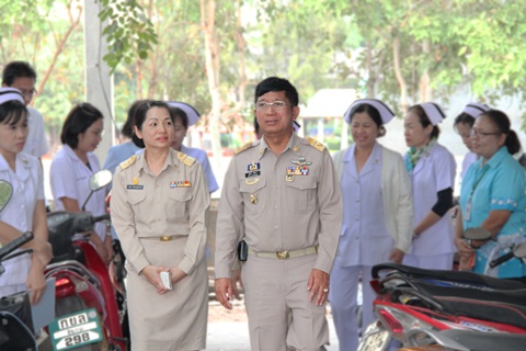นายชูศักดิ์ ตรีสาร ผู้ว่าราชการจังหวัดชัยภูมิ ได้ให้เกียรติมาตรวจเยี่ยมโรงพยาบาลเกษตรสมบูรณ์