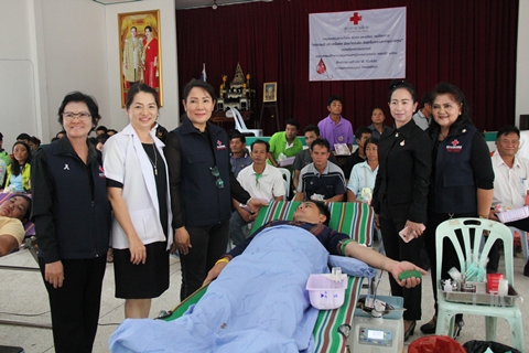 เหล่ากาชาดจังหวัดชัยภูมิ ออกรับบริจาคโลหิต ณ หอประชุมอำเภอเกษตรสมบูรณ์ วันที่ 20 เมษายน 2560