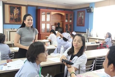 เข้ารับฟังการบรรยาย การใช้เข็มขีดยา