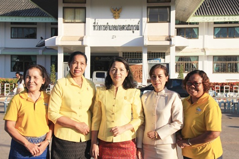 ทำบุญตักบาตรถวายเป็นพระราชกุศลแด่พระบาทสมเด็จพระปรมินทรมหาภูมิพลอดุลยเดช บรมนาถบพิตร เนื่องในวันคล้ายวันเฉลิมพระชนมพรรษา